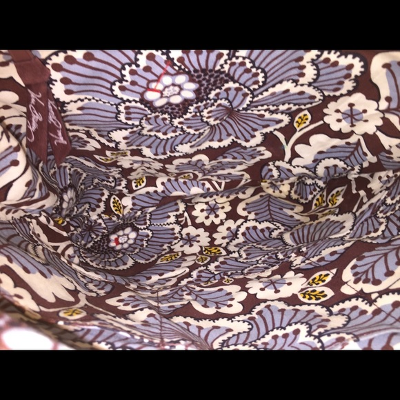Vera Bradley’s Frills Design Tote / Brown & Yellow - Picture 7 of 7